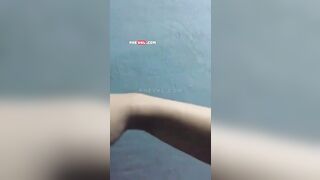 Chơi tập thể em gái xăm trổ, em nằm im các anh muốn làm gì thì làm