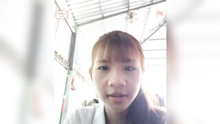 [Ometv] Chị gái nhận quà bất ngờ sau lễ Bế Giảng 2025.