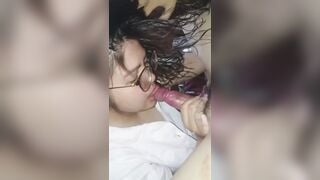Clip Sex Những Cô Nàng Đeo Kính Vừa Dâm Bú Cu Vừa Giỏi