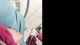 Clip Bạn Thân Cùng Giới Cũng Không Phải Dạng Vừa