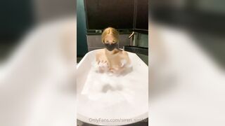 Onlyfans Siren_sanho ngâm mình trong bồn tắm