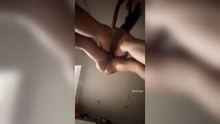 Địt em gái chân dài 1m70 dắt anh về tận phòng đụ đứng ngoáy buồi em rên siêu nứng