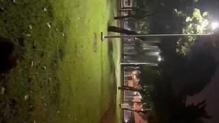 Múi mít nứng lồn phô dâm ngoài công viên ai ngờ bị phát hiện và cái kết nát lồn