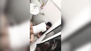 Em học sinh lộ clip bú cu bạn trai ngon như mút kem
