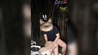 Cho em ra ngoài hít thở không khí