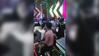 Sex ngày họp lớp cùng đám bạn học cũ