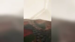 Địt em mình dây xăm trổ