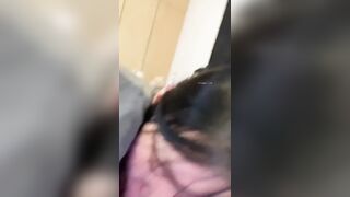 Nện liên tục vào lồn múp rậm lông của em sinhh viên kính cận dâm đãng
