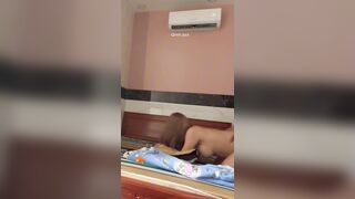 đụ em sinh viên bím múp mình dây trong khách sạn để tránh nóng