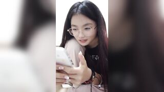 gái xinh thủ dâm trong ktx phần 1