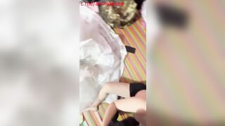 đang đám cưới mà nứng lồn đè nhau trong phòng địt nhau luôn rồi ra làm lễ