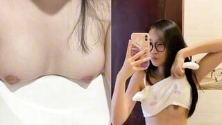 full ảnh và clip show hàng bú cu của lan hương 2k8 du học sinh việt non tơ xinh gái
