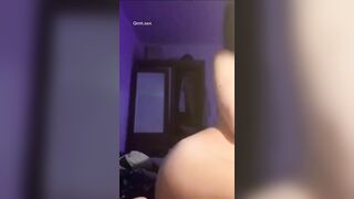 phương linh 2k6 show hàng thủ dâm với bím không lông cho anh ny thẩm