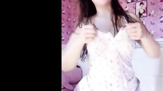 Clip Hot Gái Miền Tây Có Tiền Thì Lồn Này Anh Địt Thoải Mái