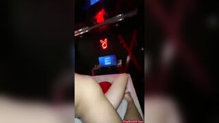 EM RAU VÚ BỰ CƯỠI NGỰA