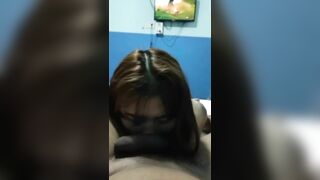 Em gái tóc ngắn bú cu cực điêu luyện
