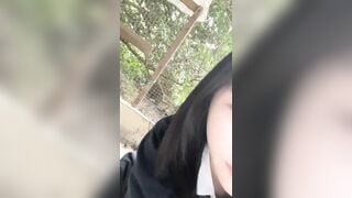 em học sinh lồn múp vào rừng ngồi thủ dâm cho yên tĩnh phần 1