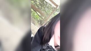 em học sinh lồn múp vào rừng ngồi thủ dâm cho yên tĩnh phần 2