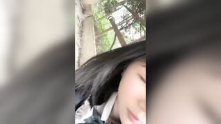 em học sinh lồn múp vào rừng ngồi thủ dâm cho yên tĩnh phần 2
