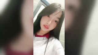 Phần 1:Mai Linh 2ka9 mới lớn ngực căng lồn hồng tập tành show hàng thủ dâm