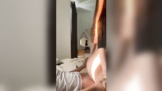 Clip Hot Đi Du Lịch Nhưng Ru Rú Ở Nhà Nghỉ Xong Về