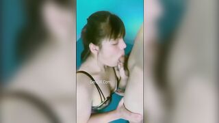 Clip Hot  Chị Em Hot Nhất Hôm Nay Bú Cu Nghệ Vkl