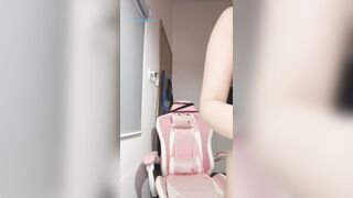 Phần 1: em hàng chuppy ngực khủng mình dây uốn éo khoe hàng khủng cực nứng