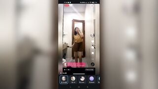 Em Dâu Bím Múp Call Móc Tập Thể Cùng Nhóm Bạn