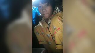 em học sinh siêu non tơ bị trai dụ móc bím quay cliip đi tắm
