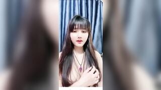 em chuppy ngực khủng nhảy nude cực ngon