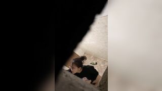 Clip Hot Quay Lén Mấy Em Hàng Xóm Đi Làm Về Tắm Suýt Thì Bị Phát Hiện