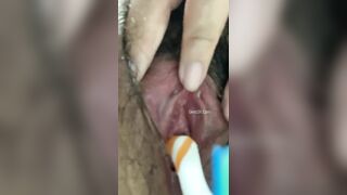 Clip Hot Bùi Gia Tuyền Ngắm Lồn Em Cực Gần Đã Mắt
