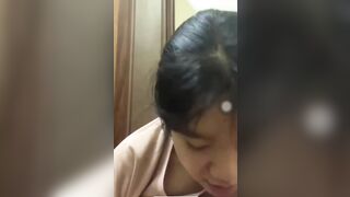 Bé hạnh học viện ngân hàng ship đồ cho e nó mà gạ đc e nó