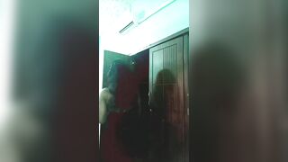 Em HS Non Tơ Vừa Đi Học Về Liền Banh Bím Thủ Dâm Cực Nứng