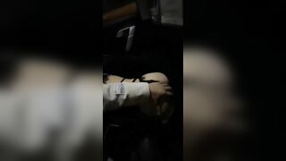 Địt nhau trên xe