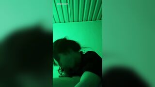 Clip Hot Gái Xinh Làm Cà Phê Chòi Bóp Vú Đúng Phê