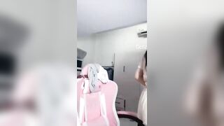 Clip Hot Linh Trang 2k4 Call Show Vú Cùng Bạn Trai