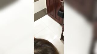 em thư ký ngoan ngoãn đi ký hợp đồng với khách trong khách sạn cực nứng