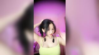 gái xinh chuppy bím múp live show thủ dâm cực nứng phần 1