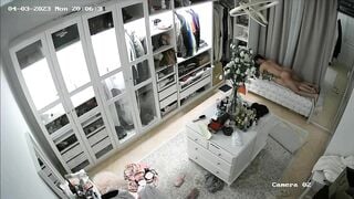 hack cam thấy cặp đôi địt nhau trong phòng thay đồ phần 1