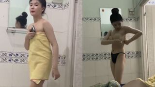 Clip Hot Quay Lén Địt Phò Quen Xinh Tình Cảm Như Người Yêu