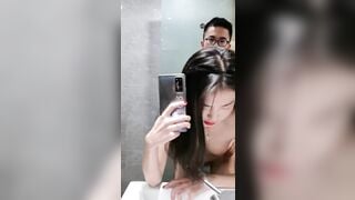doggy trước gương với em gái xinh dâm đãng dáng ngon