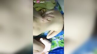 Bé sinh viên trường y vẻ mặt mãn nguyện khi gặp được đúng con cu khít với lồn
