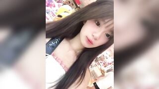 Sinh viên xinh dáng ngọt lộ clip thủ dâm và chịch nhau sướng chảy nước