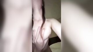 Em rên la khi gặp đúng anh cu bự