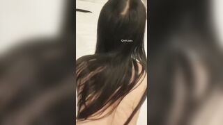 Đỉnh cao khẩu dâm . " Địt vỡ mồm em điiiii.... Địt ...địt .... địt thật mạnh vào