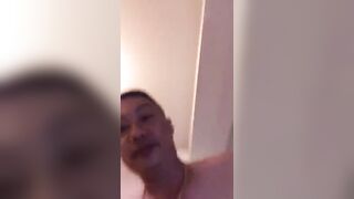 Ông chú chơi lễ lớn 1 lúc địt 2 cô lên đỉnh