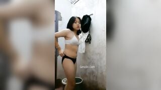 Clip Hot Trần Thảo 2ka8 Thủ Dâm Lên Đỉnh Trong Nhà Tắm
