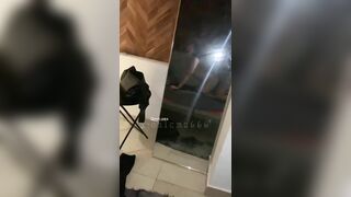 địt em gái non tơ mới qua tuổi 18 là vào khách sạn cho anh chén lần đầu