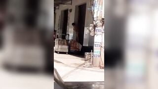 Ga đường là cho tiền